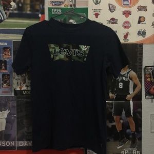 Levi’s Camo Logo Shirt